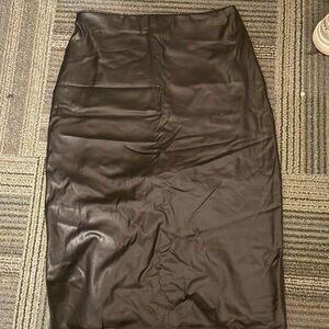 Women's Black Faux Leather Pencil Skirt